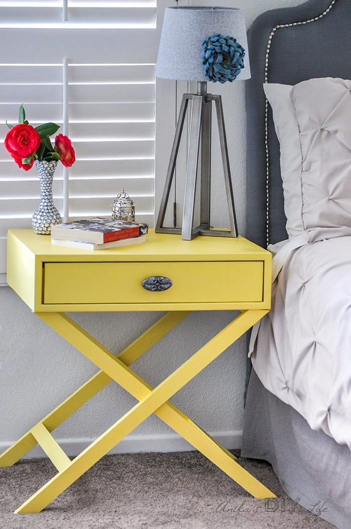 how to build an X-leg accent table.