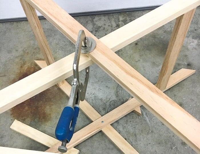 how to build an X-leg accent table.