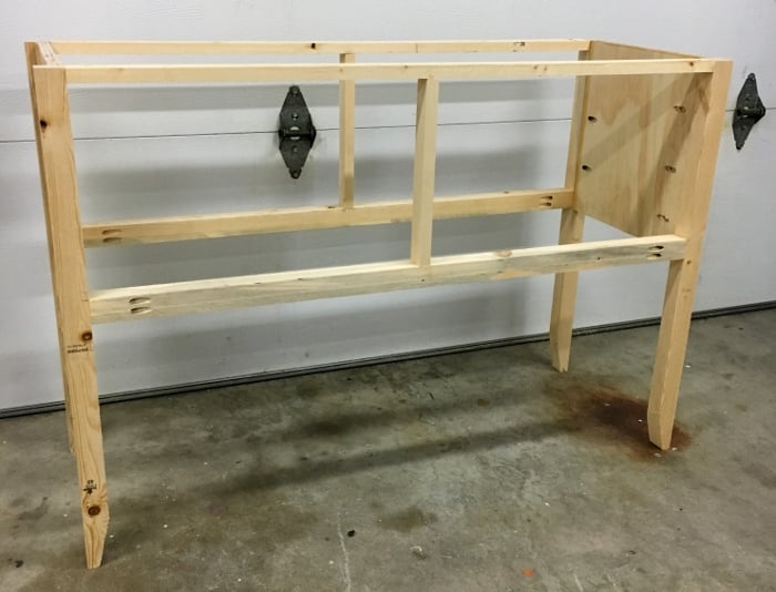 DIY Mirrored Console table - build the frame structure