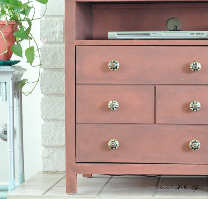 These are gorgeous faux apothecary drawers! So easy to make! and check out that Finish!
