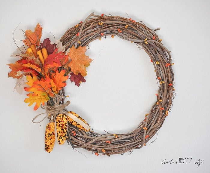 Can you believe this wreath took just 5 minutes and under $10 to make! There is a quick video tutorial included