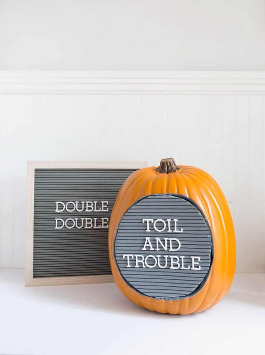 no carve pumpkin letterboard