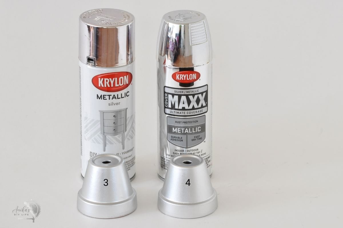 2 cans of silver spray paint with 2 pots spray painted with those colors labeled 3 and 4