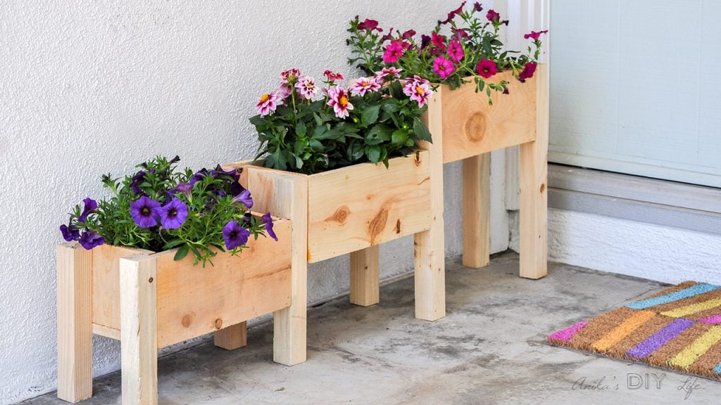 DIY Tiered wooden planter tutorial with plans and video. Make it for only $10!