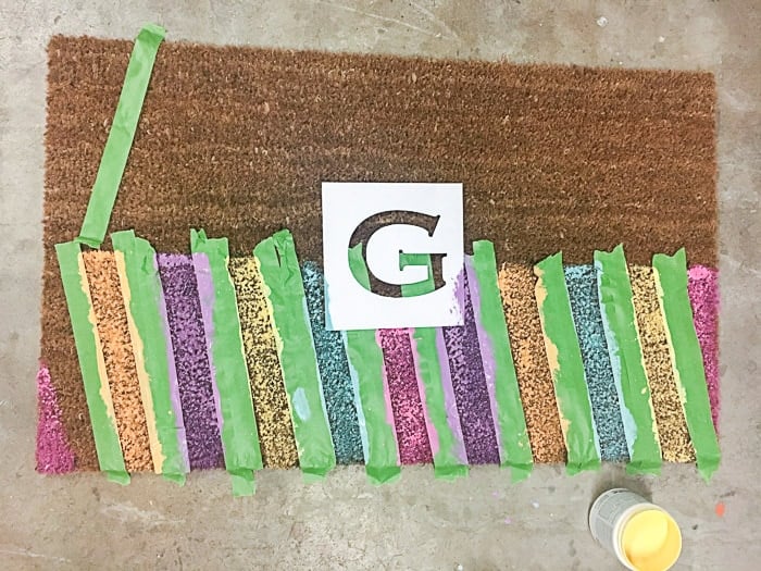 DIY colorful herringbone doormat for spring