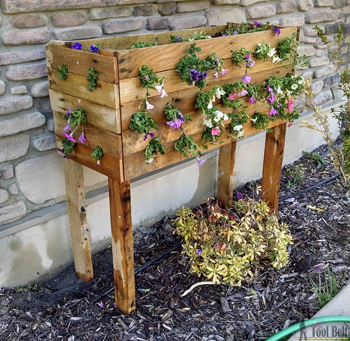 A cascading planter box made from Pallets!!