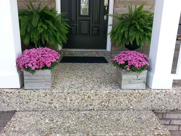 These simple planter boxes and much more inspiration