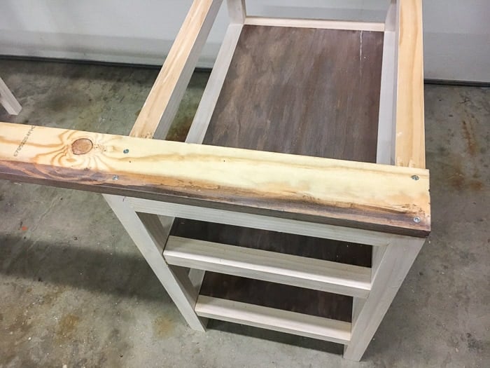building a modern farmhouse diy desk