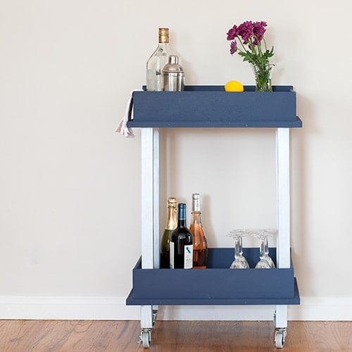 This old drawer repurpose idea will change the way you look at old drawers. Turn it into a DIY cart that can be used as a DIY bar cart or DIY coffee cart.