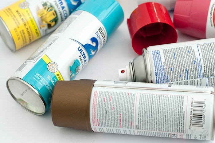 How to spray paint. Collection of spray paint cans