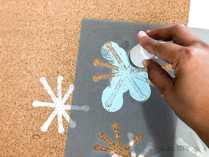 Stenciling the DIY cork bulletin board