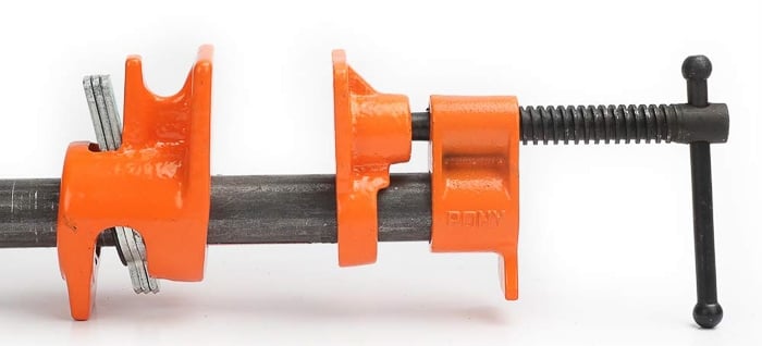 Pipe clamps as gift ideas for woodworkers