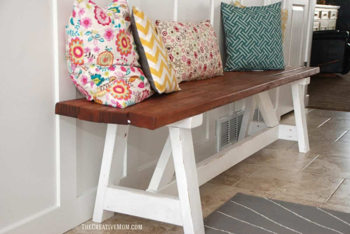 Farmhouse style bench idea made from 2X4s
