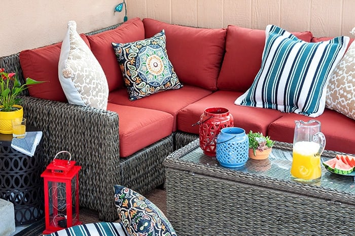Close up view of sectional in the small patio
