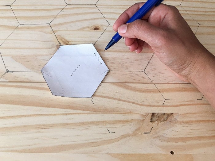 Tracing hexagons on the rast drawer fronts