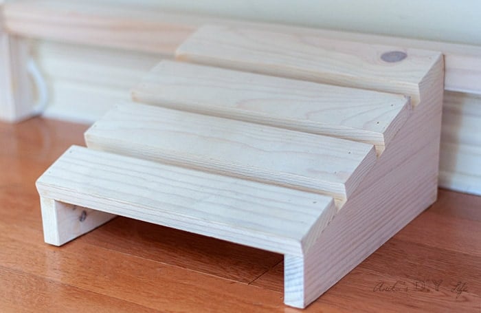 Close up of DIY Footrest under the desk