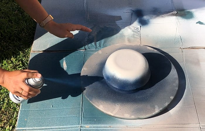 Adding Ombre effect using spray paint on concrete planter