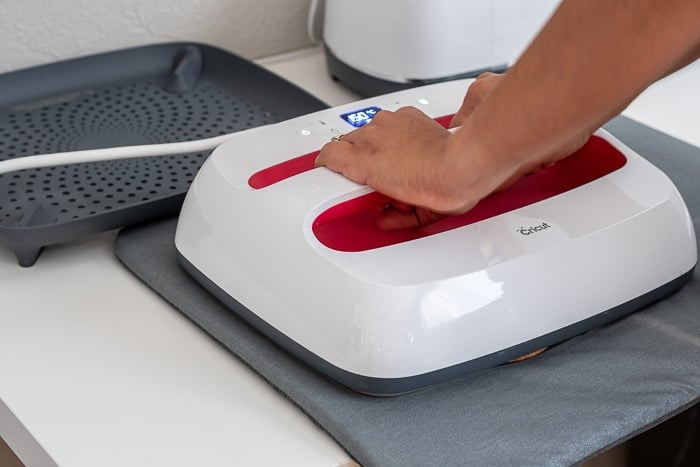 applying heat using EasyPress 2 on cork coasters