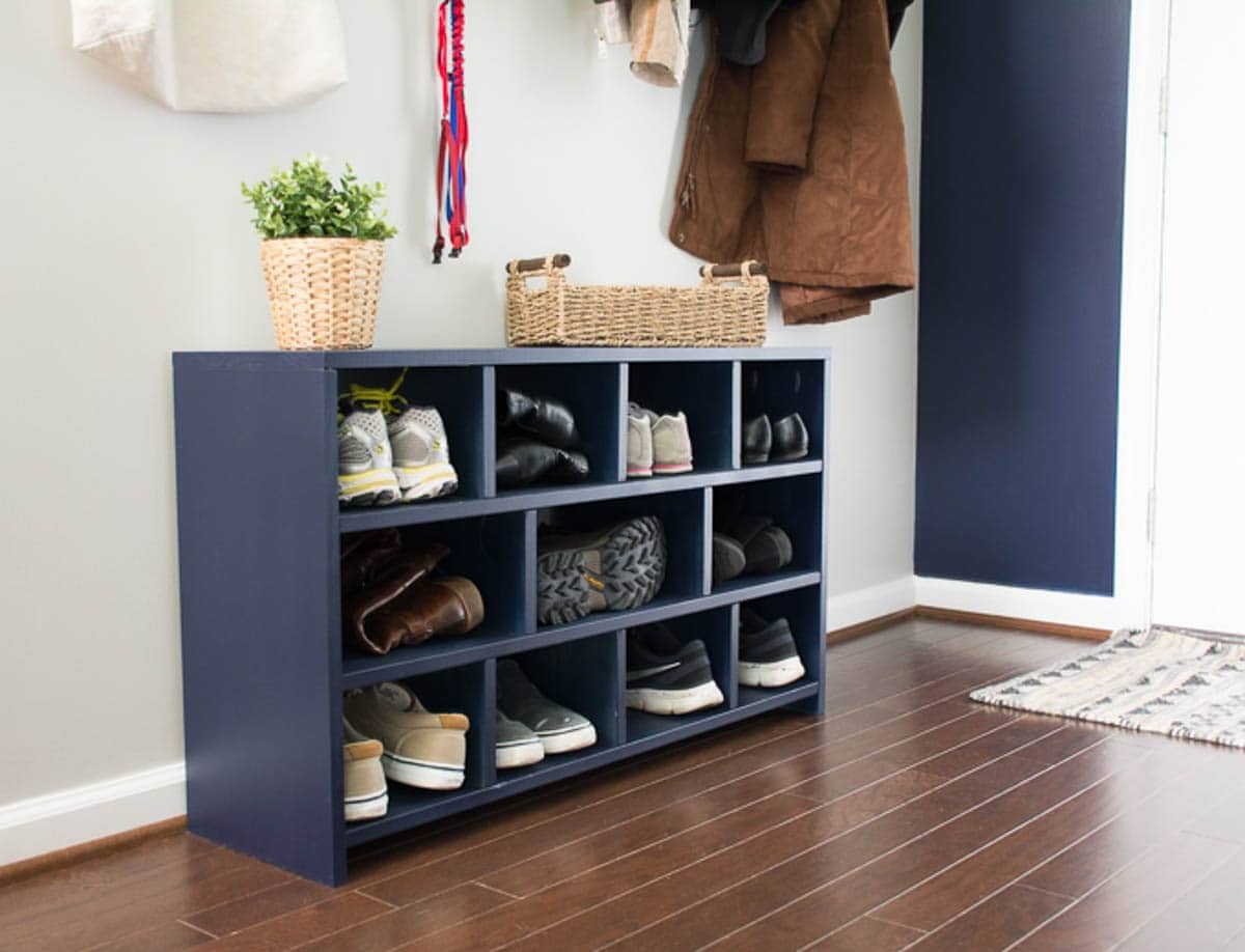 DIY shoe cubby for the entryway