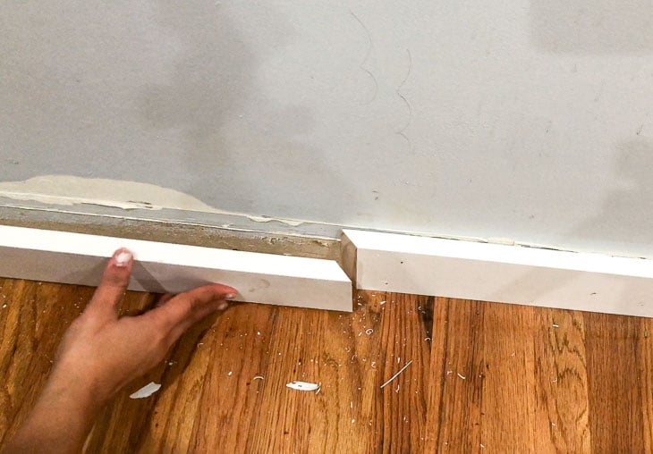 Joining long boards for the board and batten wall