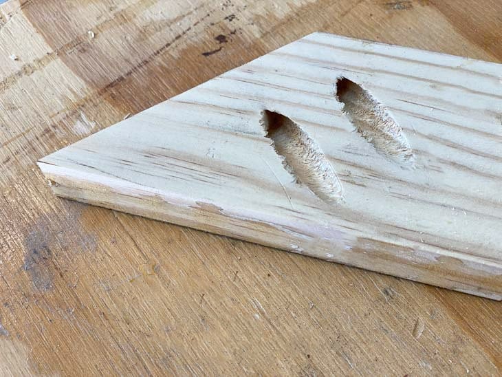 good quality pocket holes on a mitered board