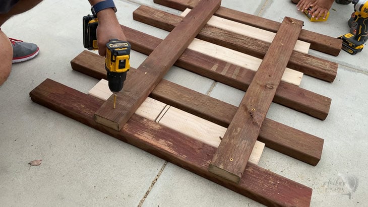attaching 2x4s using screws