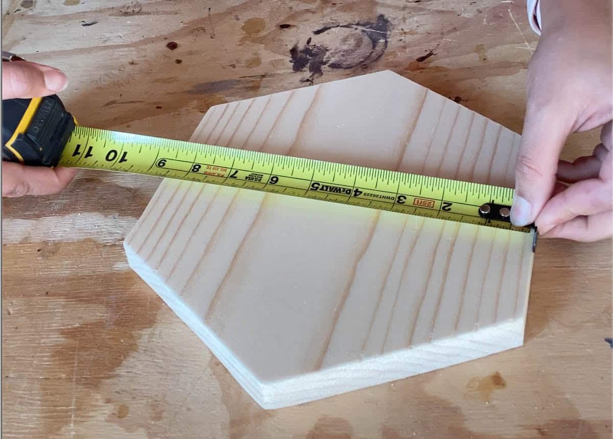 using the tape measure so tab is extended out