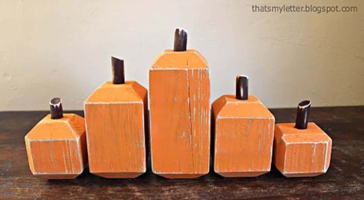 wood block pumpkins made from 4X4s