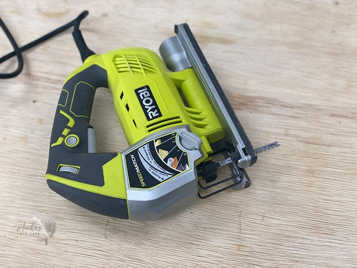 A Jigsaw on a workbench
