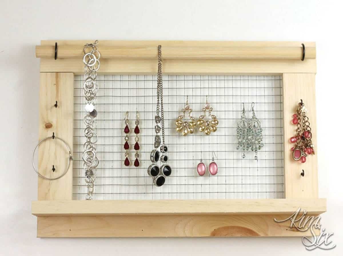 DIY jewelry holder made from wood