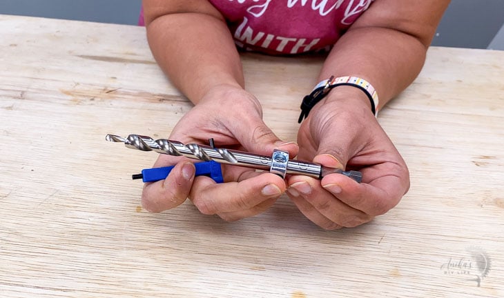 setting the drill bit depth collar