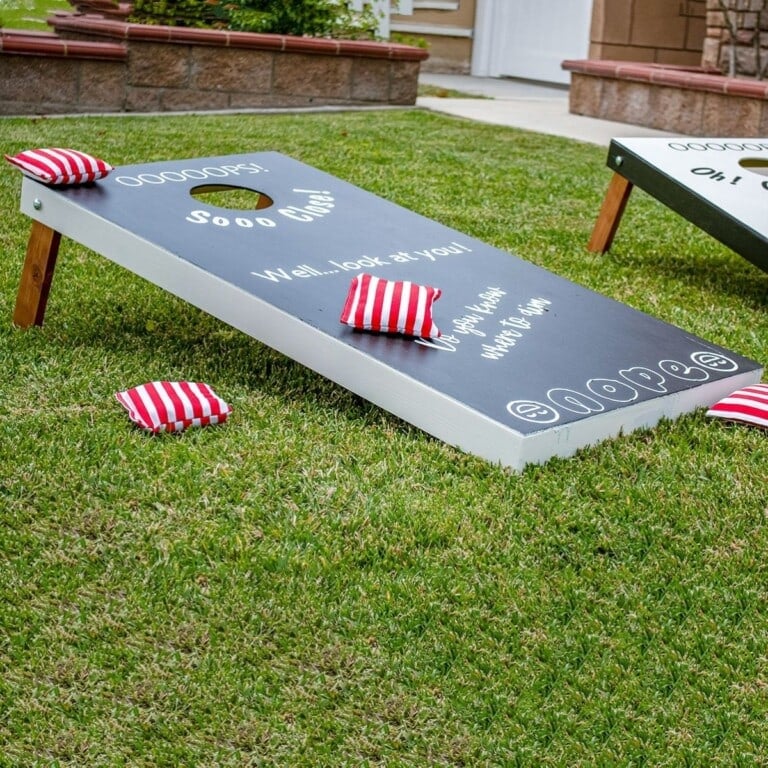 How to build easy DIY cornhole boards that are lightweight. These custom bean bag toss game is really easy to build! #anikasdiylife