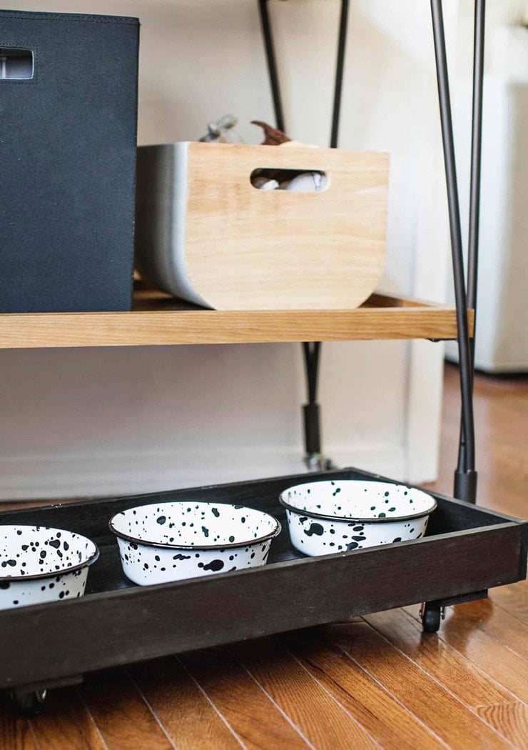 dog bowl stand on wheels with three bowls