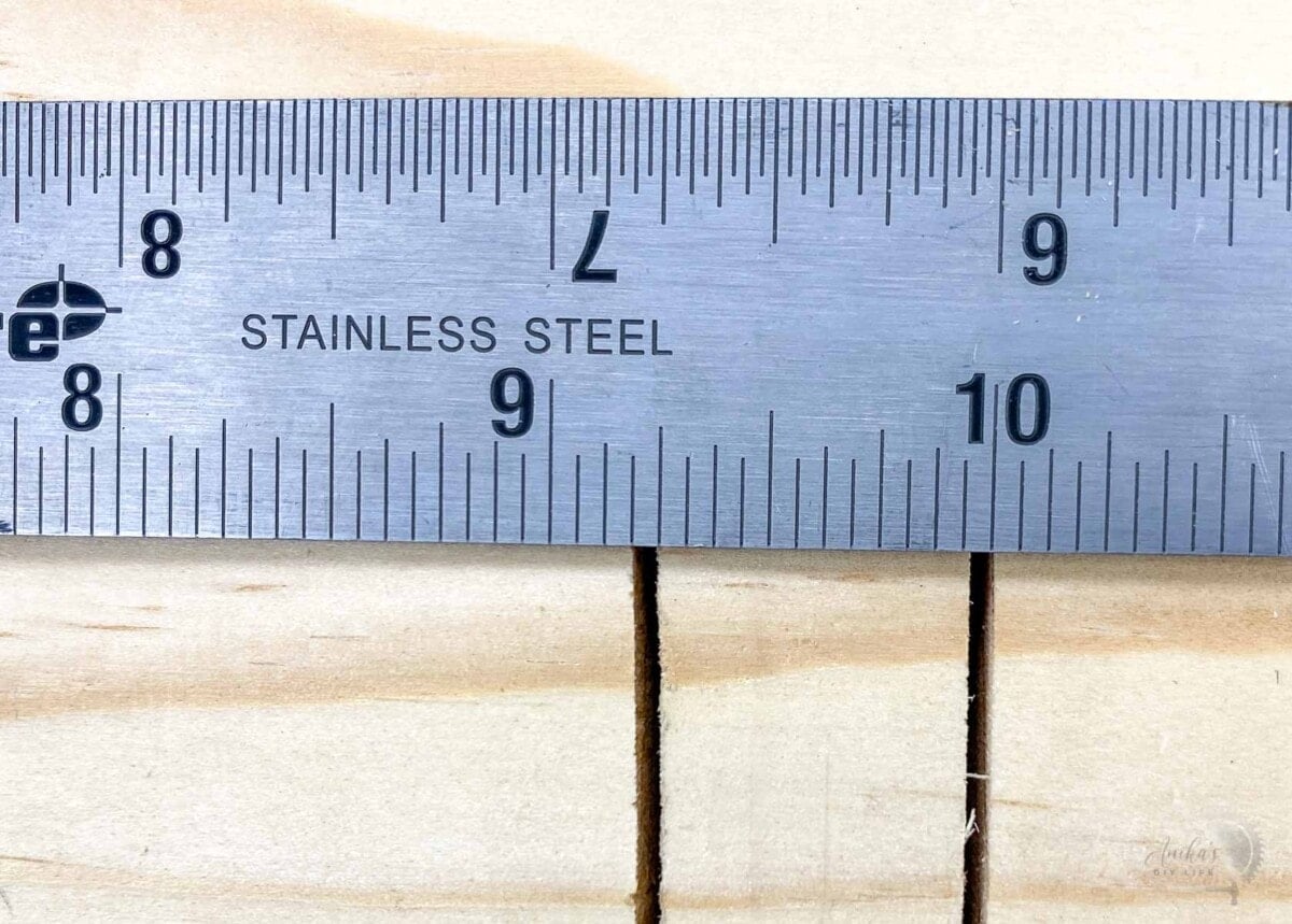 measuring kerf on a board