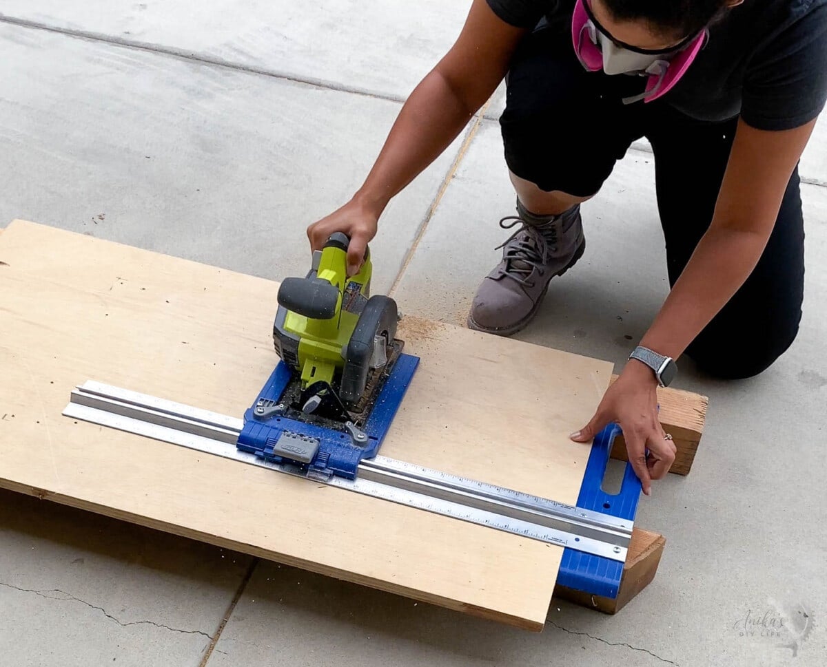Cutting sheet of plywood for plywood pumpkins
