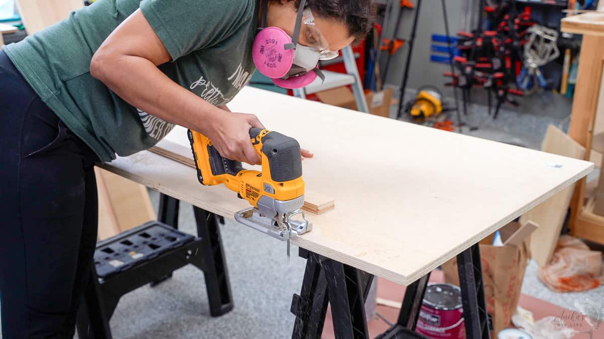 cutting off the excess of the countertop