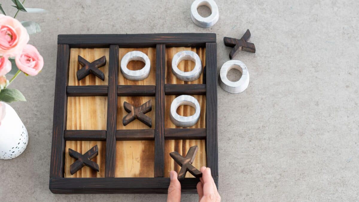 DIY tic tac toe game board with playing pieces