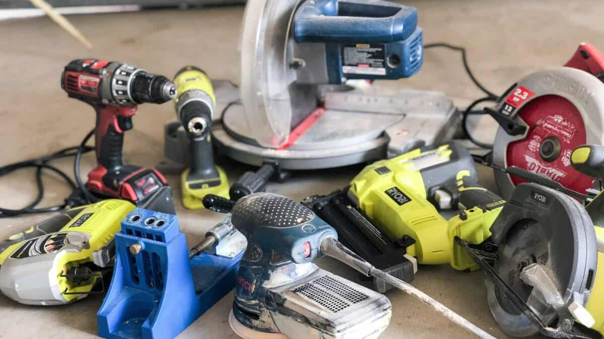 beginner basic woodworking tools