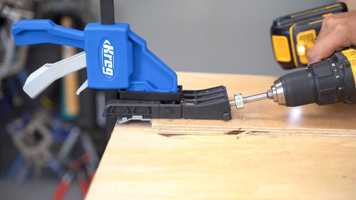 using the KReg micro to make pocket holes in 1/2