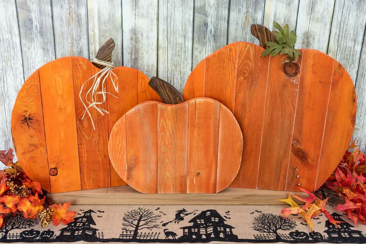 pumpkin trio made using pallet wood