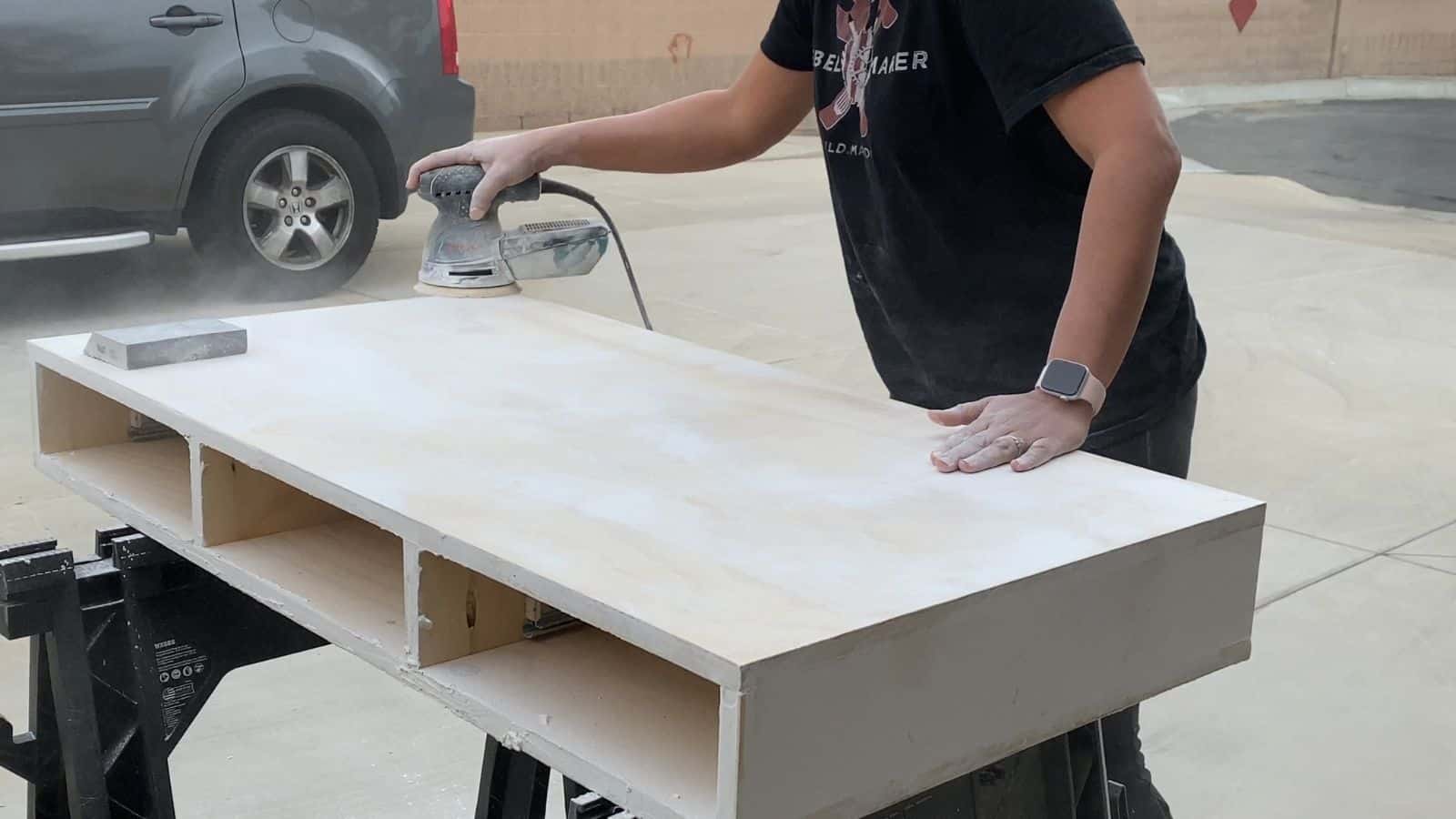 sanding desktop