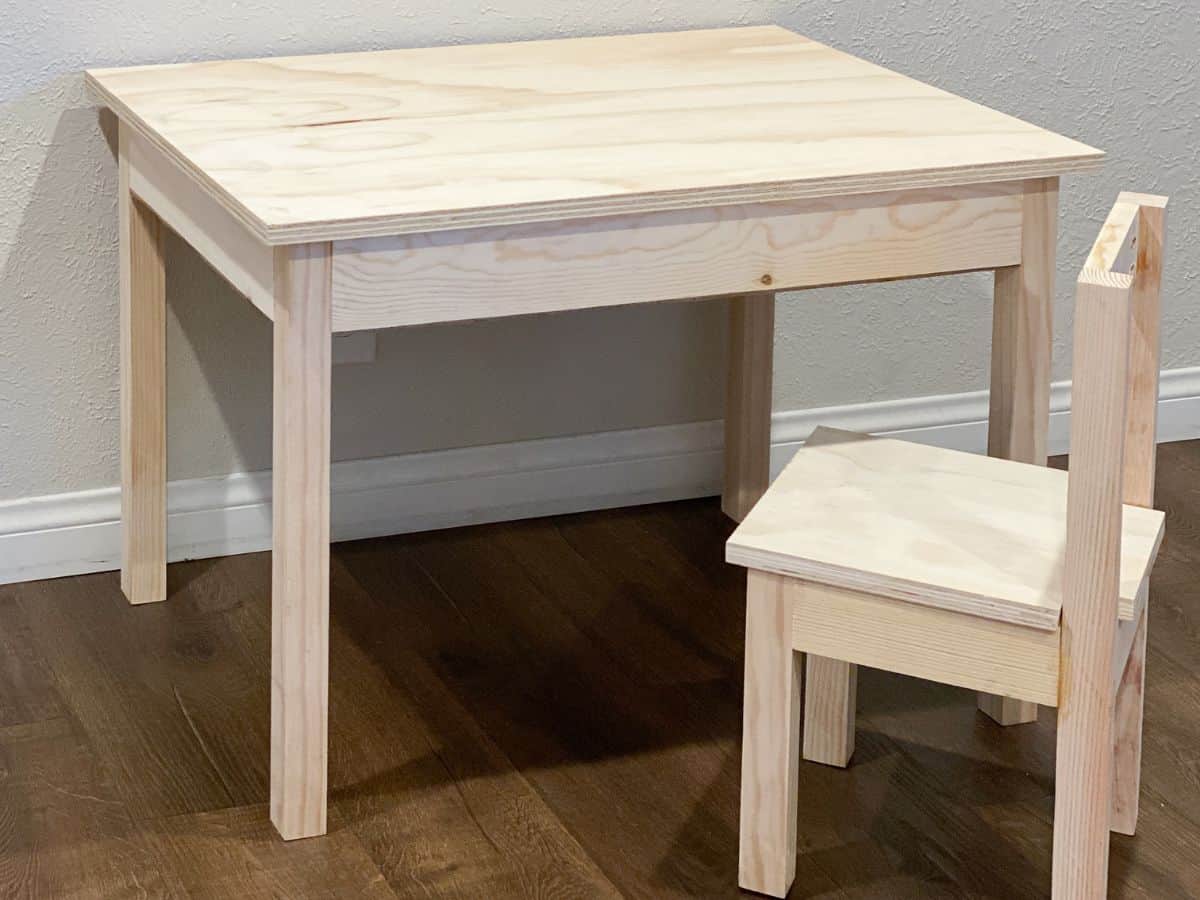 DIY kids table and chair
