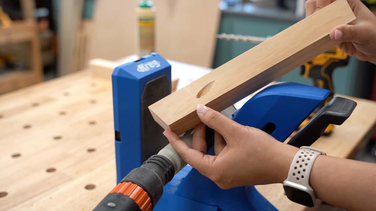 Pocket holes in angled 2x2 board