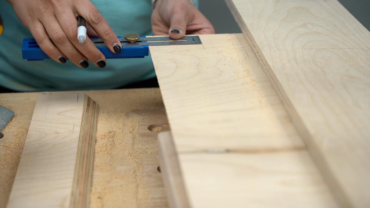 marking distance from the edge for cutting french cleats