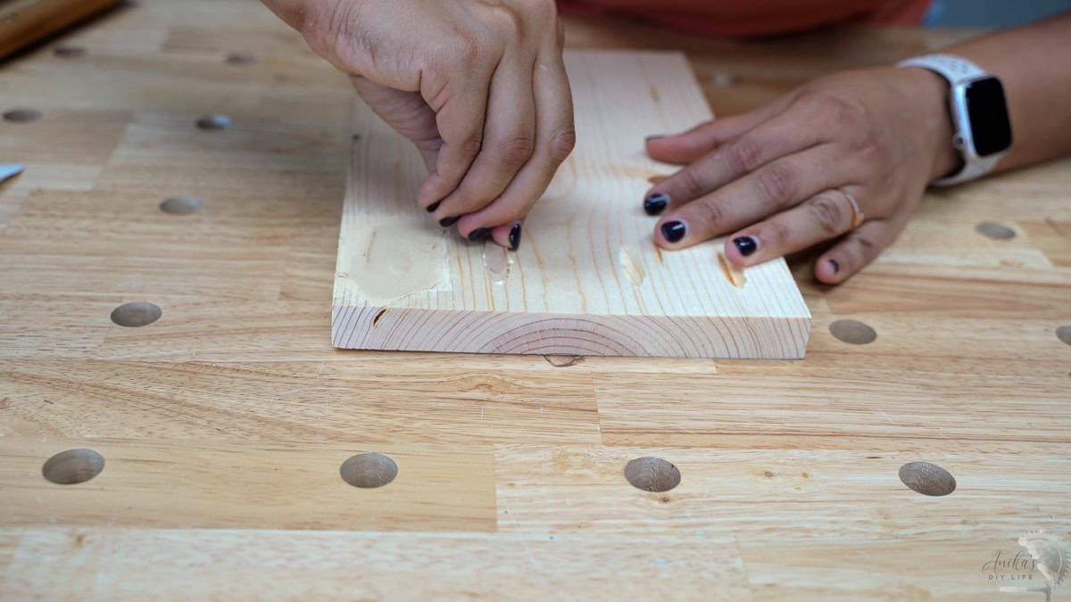Using a plrecut pocket hole plug to fill a pocket hole