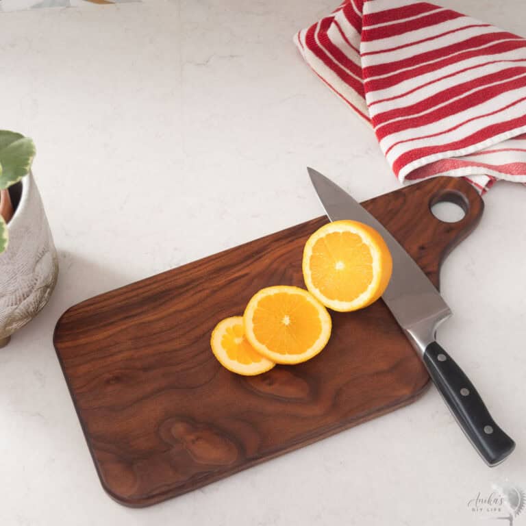 Make a beautiful DIY walnut cutting board with this beginner-friendly guide, covering cutting, shaping, water popping, and finishing for a smooth, durable result.