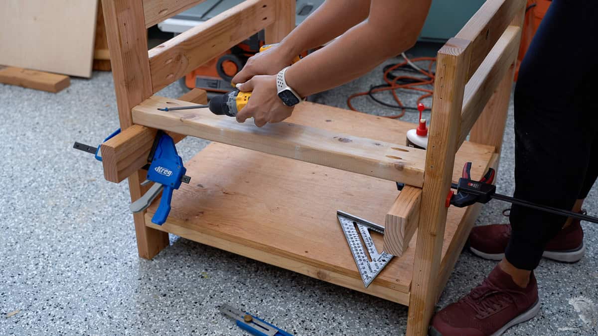 Attaching apron for top shelf of table saw stand using pocket hole screws
