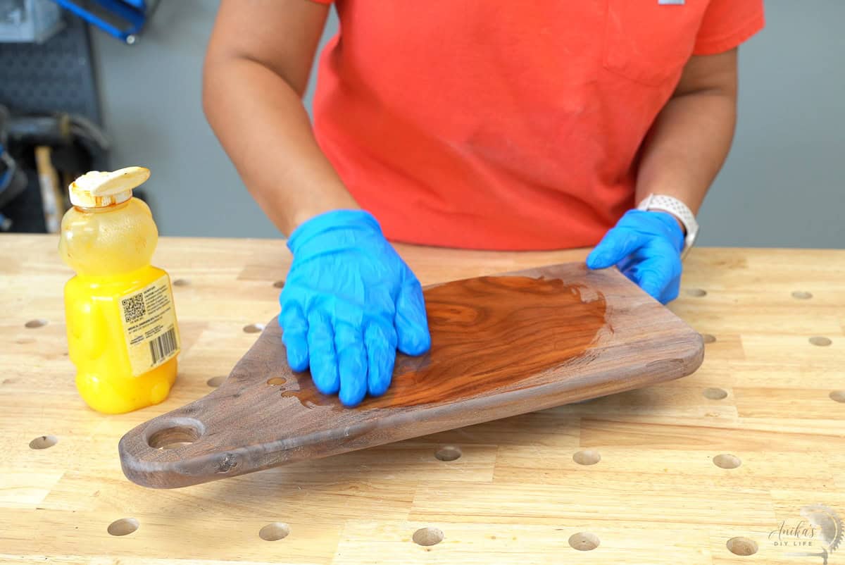 Applying finish to the cutting board