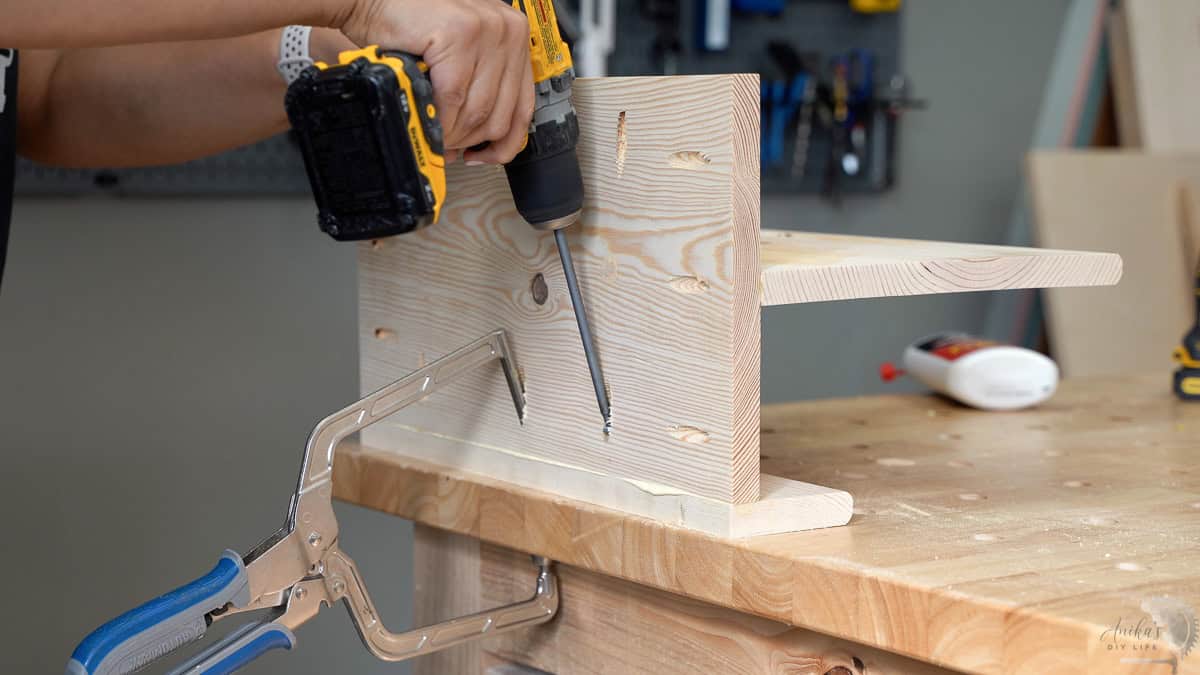 Attaching the bottom book supports using pocket hole screws