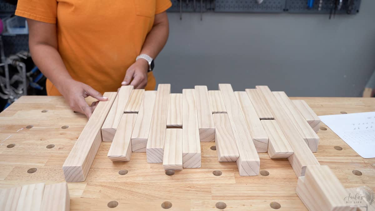 Figuring out the layout of the modern coat rack